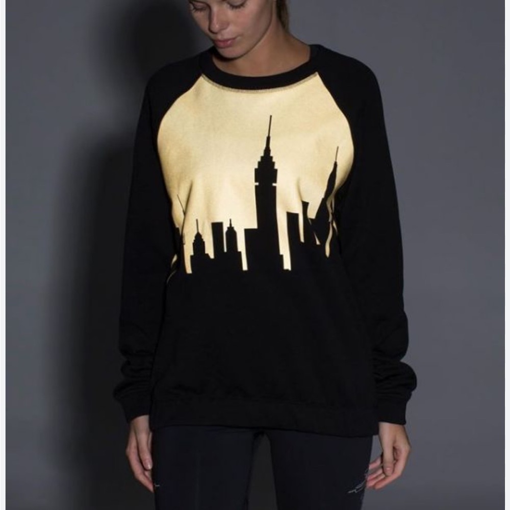 Lululemon Black Home Stretch New York City Crewneck Sweartshirt Special Editio